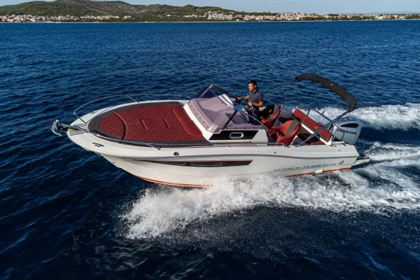 Atlantic 750 chartern Kroatien