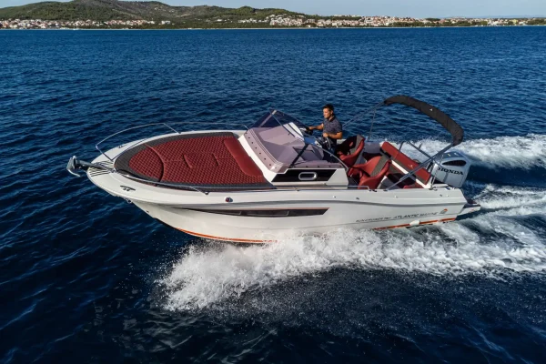 Atlantic 750 chartern Kroatien