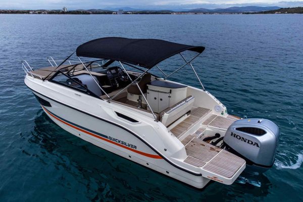 Bootsverleih in Tribunj