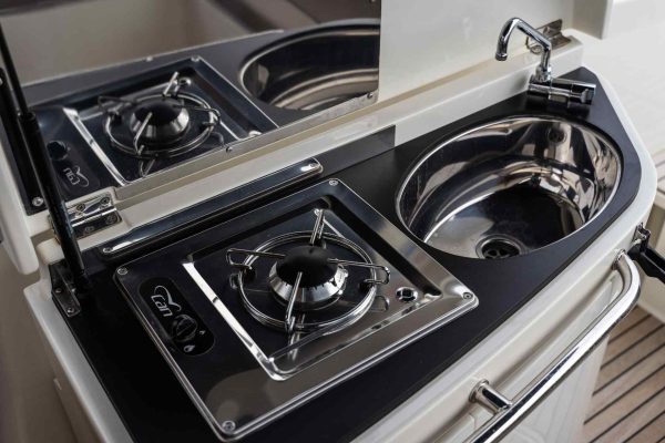 Bootsverleih in Tribunj