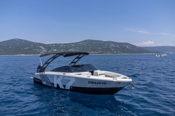Bootsvermietung Kroatien - Regal K7