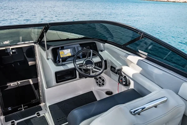 Bootsvermietung Kroatien - Regal K7