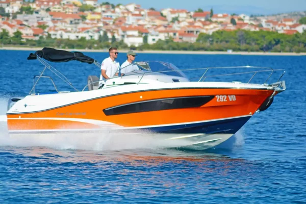 Bootscharter: Jeanneau Cap Camarat 7.5 - 2018