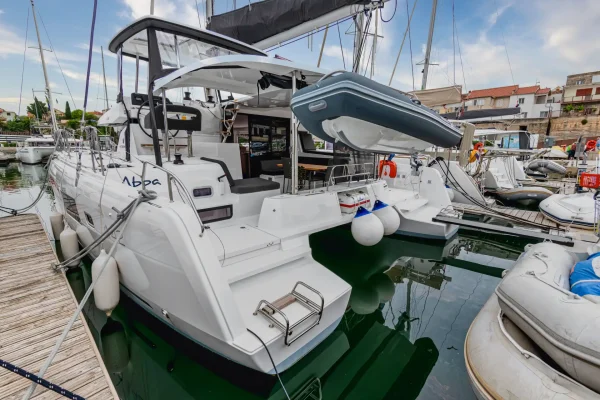 Catamaran chartern in Kroatien