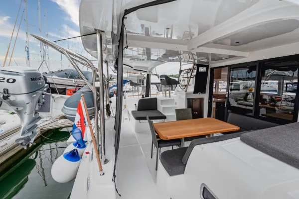 Catamaran chartern in Kroatien