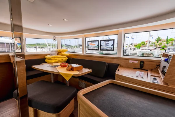 Catamaran chartern in Kroatien