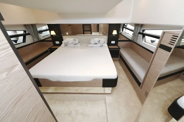 Greenline 45 Fly Peper Biograd chartern