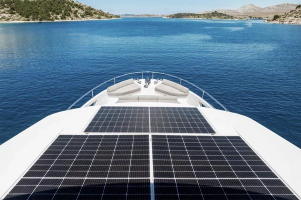 Greenline 58 Fly Solaranlage