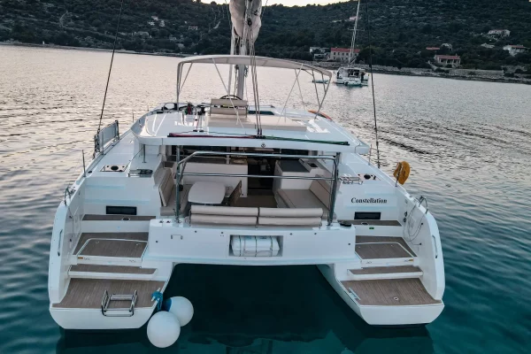 Katamaran chartern Kroatien mit Skipper