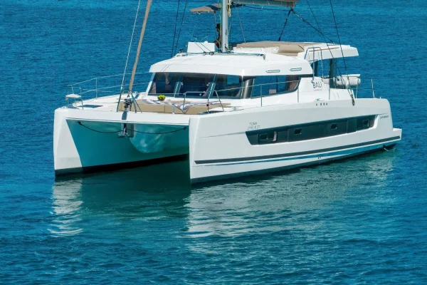 Katamaran chartern Split und Hvar