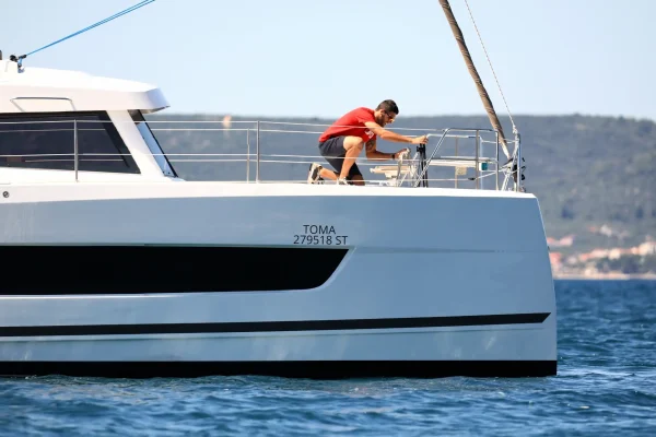 Katamaran chartern Split und Hvar