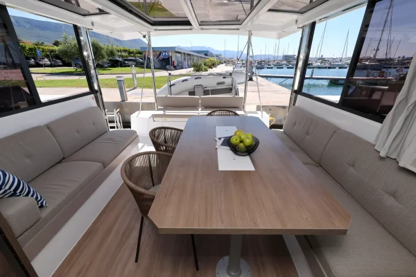 Katamaran chartern Split und Hvar