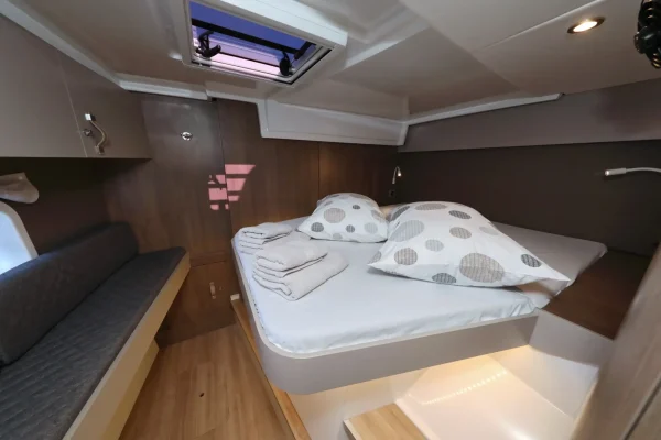 Katamaran chartern Split und Hvar