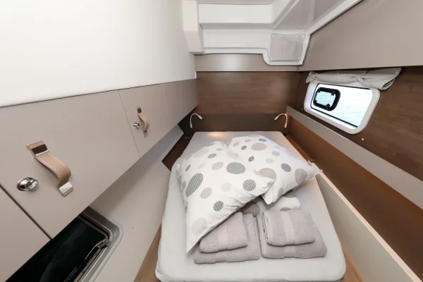 Katamaran chartern Split und Hvar