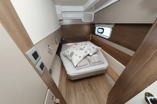 Katamaran chartern Split und Hvar