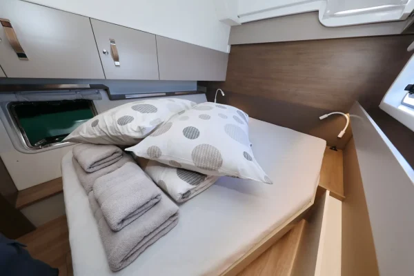 Katamaran chartern Split und Hvar