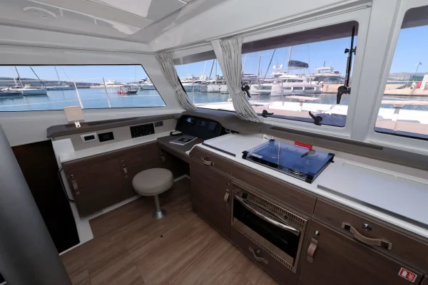 Katamaran mieten Split und Hvar