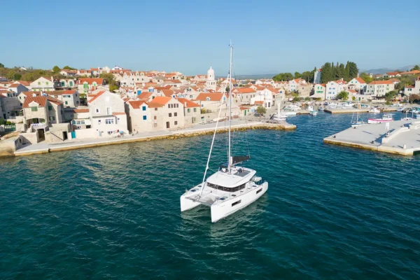 Katamaran mieten in Kroatien