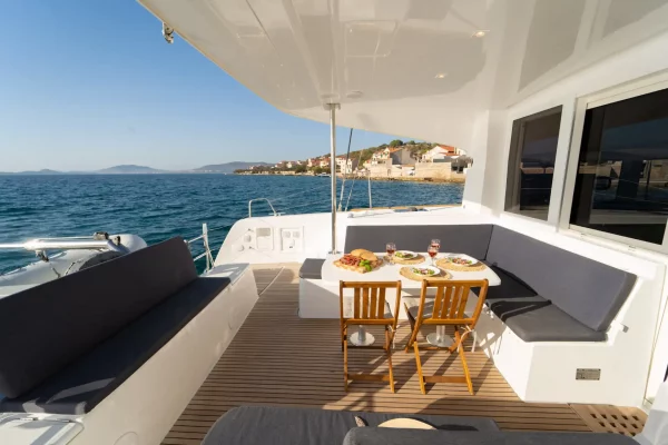 Katamaran mieten in Kroatien