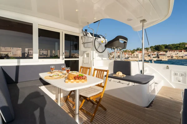 Katamaran mieten in Kroatien