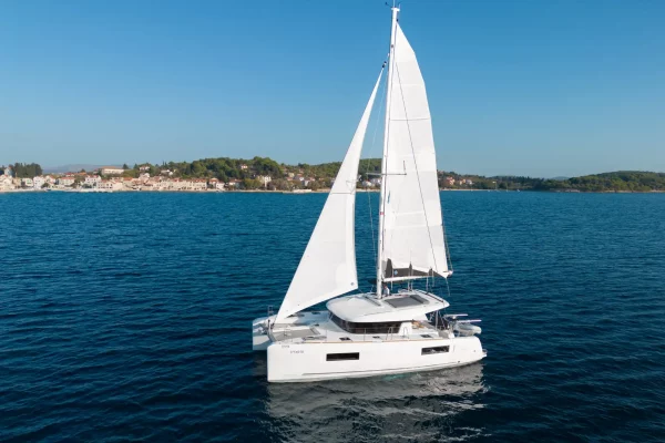 Katamaran mieten in Kroatien