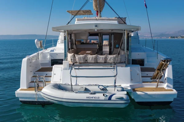 Katamaran Charter in Kaštela: Bali 4.4 - Thetis