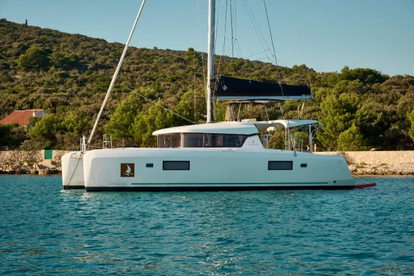 Trogir Katamaran mieten