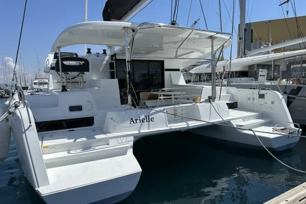 Trogir Katamaran mieten