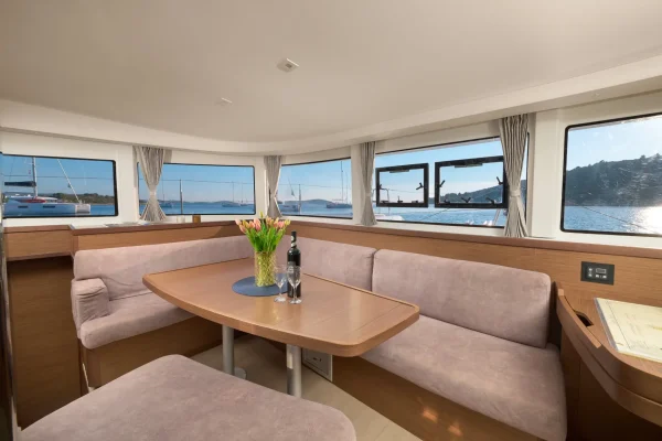 Trogir Katamaran mieten