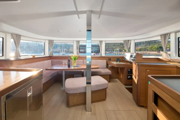 Trogir Katamaran mieten