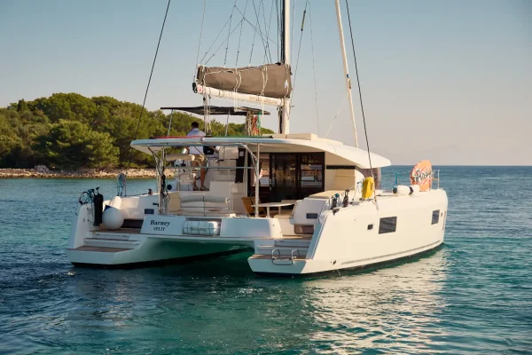 Trogir Katamaran mieten