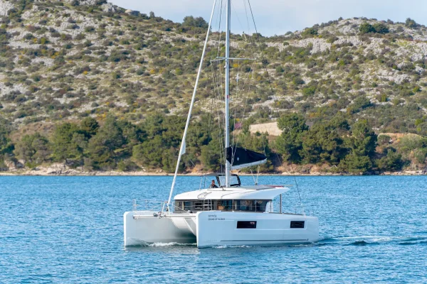 Katamaran Charter: Lagoon 40 - Sound of Silence