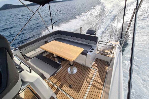 Kroatien Boot mieten - Cap Camarat 9.0 WA in Vodice