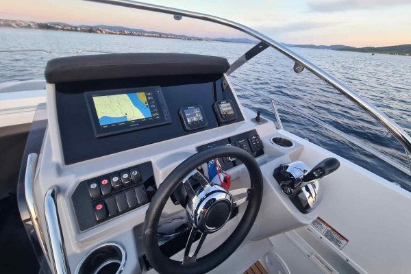 Kroatien Boot mieten - Cap Camarat 9.0 WA in Vodice