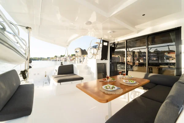 Katamaran mieten in kroatien