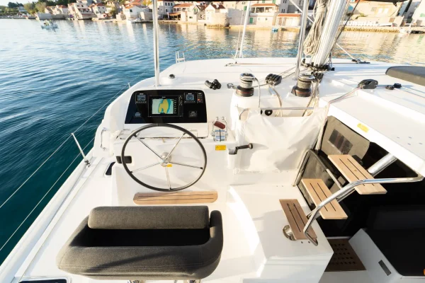 Katamaran mieten in kroatien