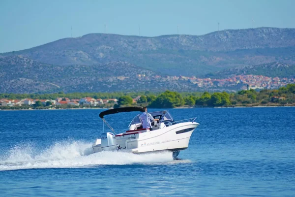 Kroatien Boote mieten - Atlantic 750 in Tribunj