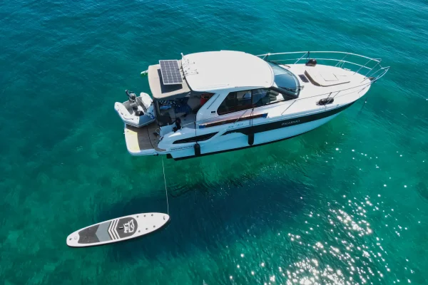 Motoryacht Charter: Bavaria 33 - Palermo