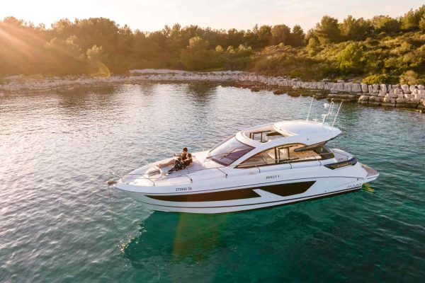 Motorboot Kroatien - Gran Turismo 41 - Holly
