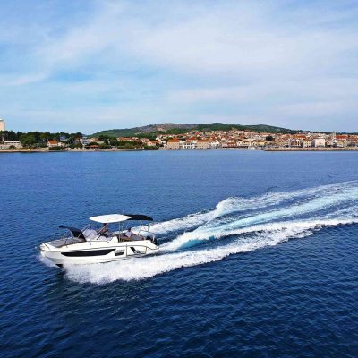 Motorboot Kroatien mieten in Vodice