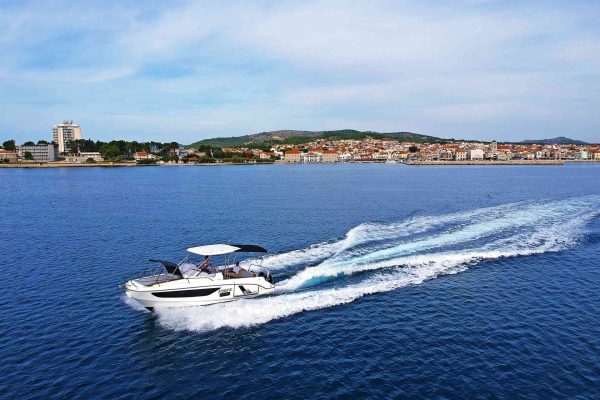 Motorboot Kroatien mieten in Vodice