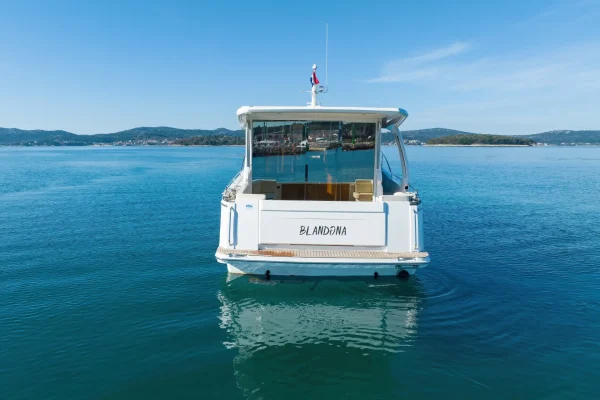 Yachtcharter in Kroatien - Greenline 39 - Blandona - 2023