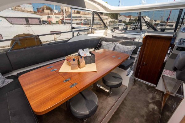 Motoryacht Charter Sibenik