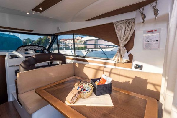 Motoryacht in Kroatien Chartern