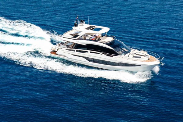 Motoryacht Kroatien Charter Galeon 640 Fly