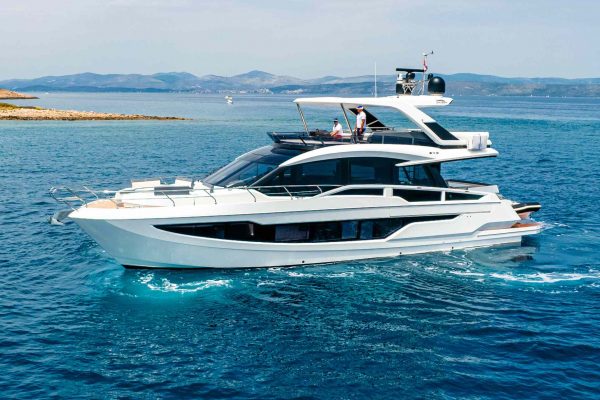 Motoryacht Kroatien Charter Galeon 640 Fly