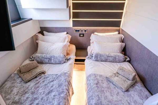 Motoryacht mieten in Kroatien - Galeon 640 Fly - FG STAR