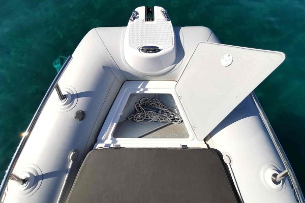 Renta a Boat Tribunj - Grand 550