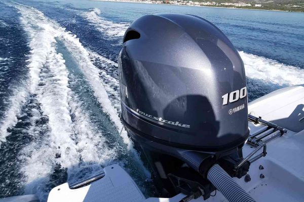 Renta a Boat Tribunj - Grand 550