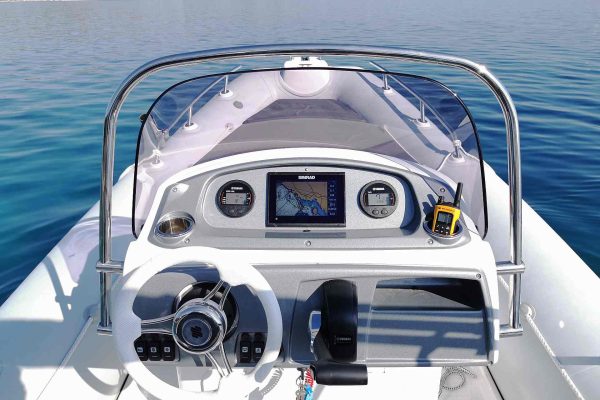 Renta a Boat Tribunj - Grand 550